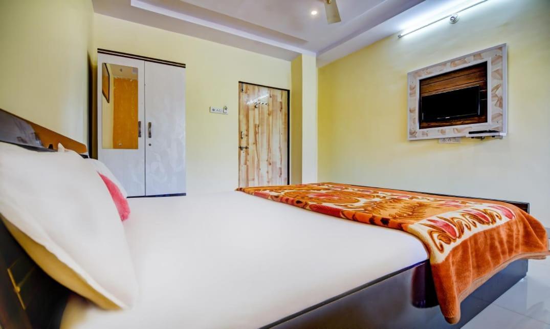 Green Park Cottage มหาบาเลชวาร์ ภายนอก รูปภาพ